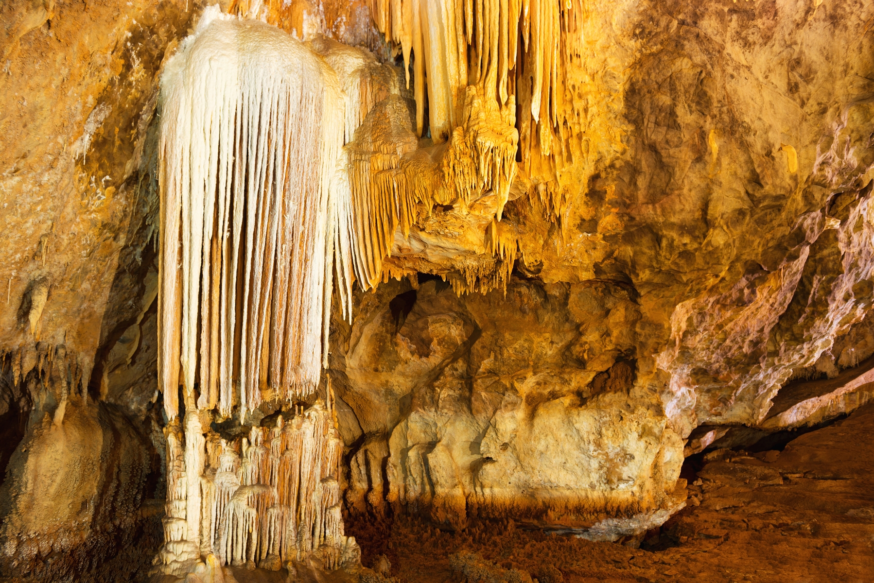 Sala dell'organo - Grotta Is Zuddas (fonte: Sardegna Turismo)