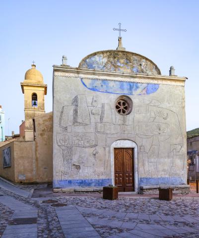 ,     
 Uno dei maggiori artisti sardi di tutti i tempi ‘rivive’ a : '  , nato - nel 1911 - e cresciuto in questo paese fino al giorno in cui fu costretto ad emigrare con la moglie, a causa delle leggi razziali del 1938. 

 Prima a Parigi e poi a New York