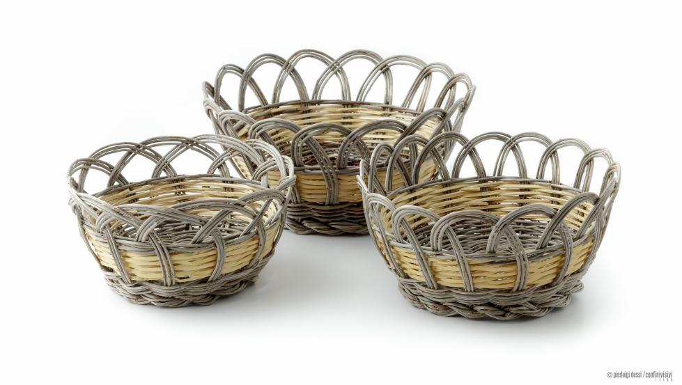 Cesti con bordo ad archetti