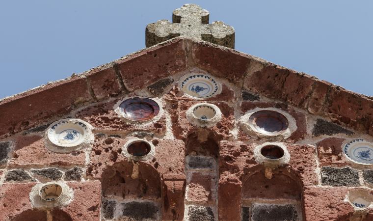Nostra Signora di Bonacatu, dettaglio facciata - Bonarcado
