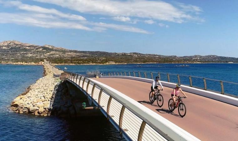 biking- ponte La Maddalena - Caprera