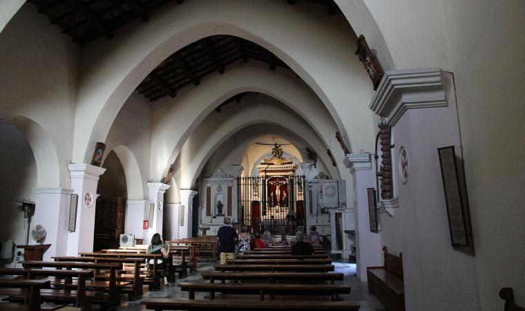 Chiesa del Santissimo Crocifisso, interno - Galtellì