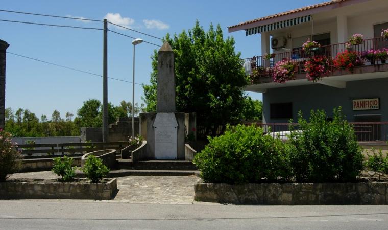Monumento ai Caduti - Albagiara