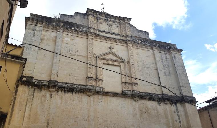 Sassari, chiesa di Sant'Apollinare, facciata