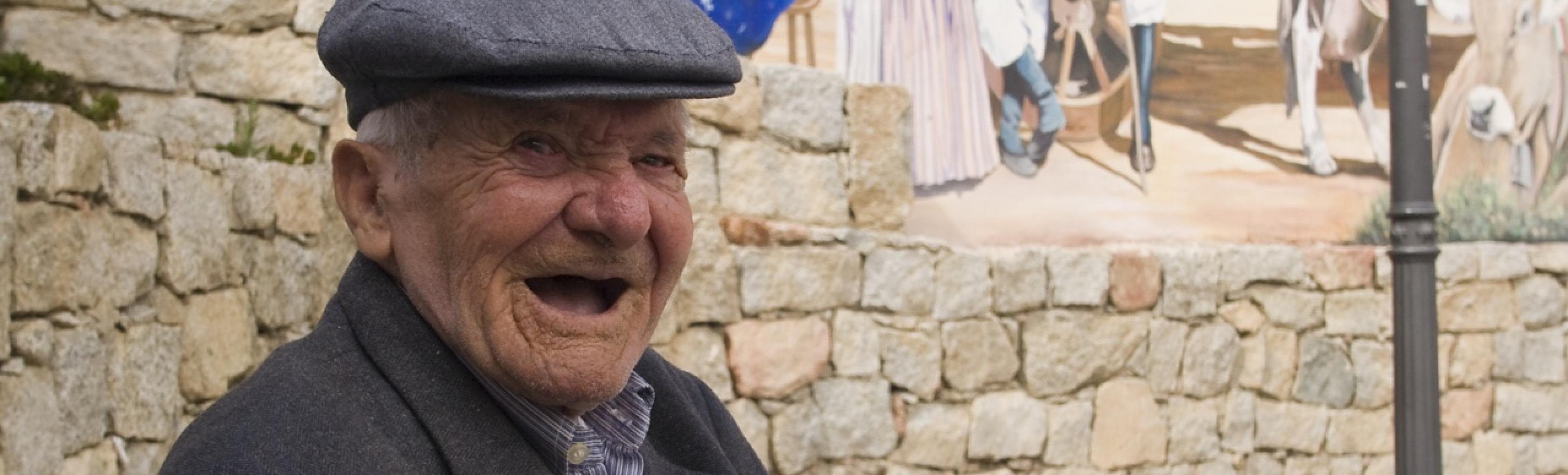 Anziano centenario di Loceri